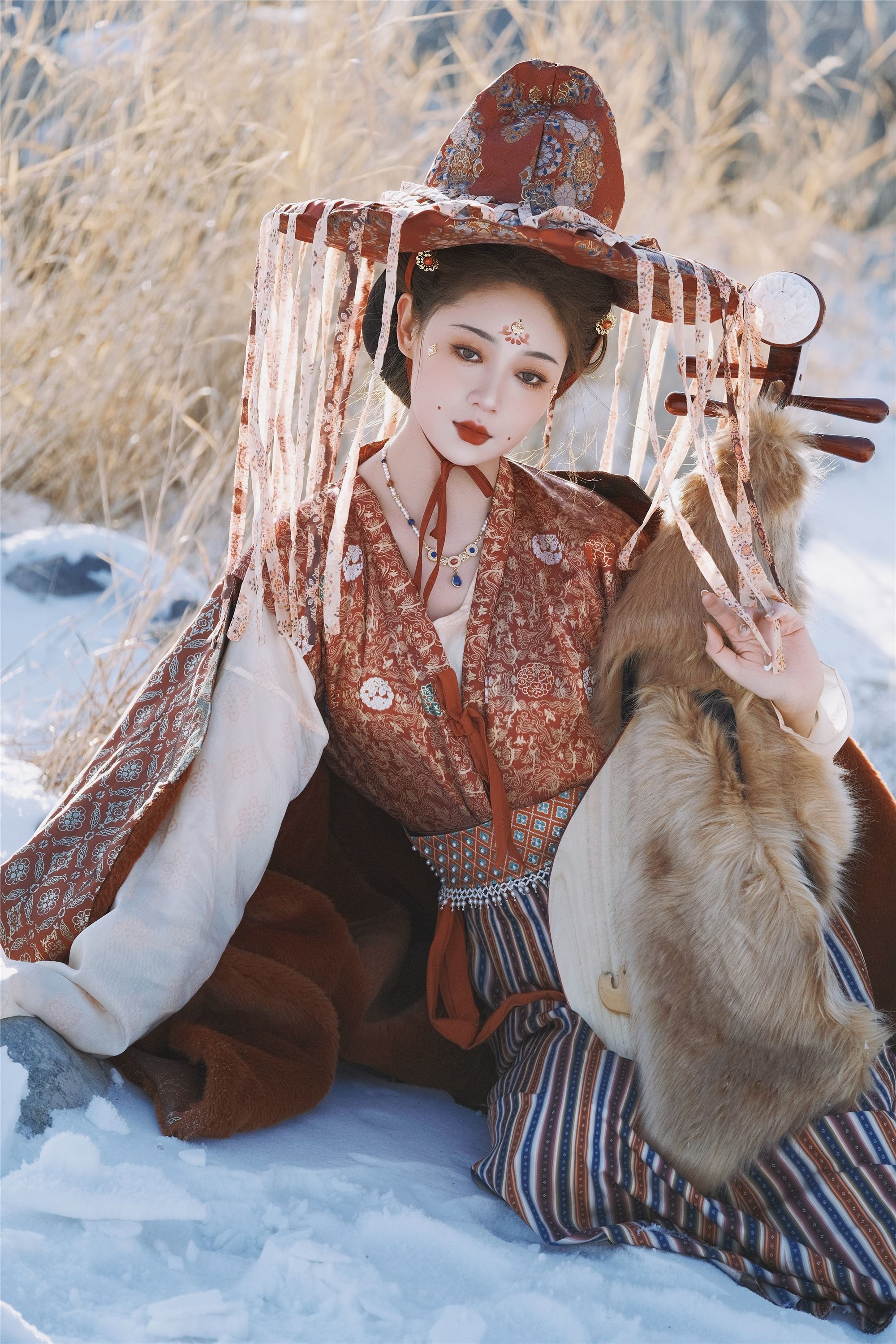 YITUYU艺图语 2025.03.10 渡关山 夏念